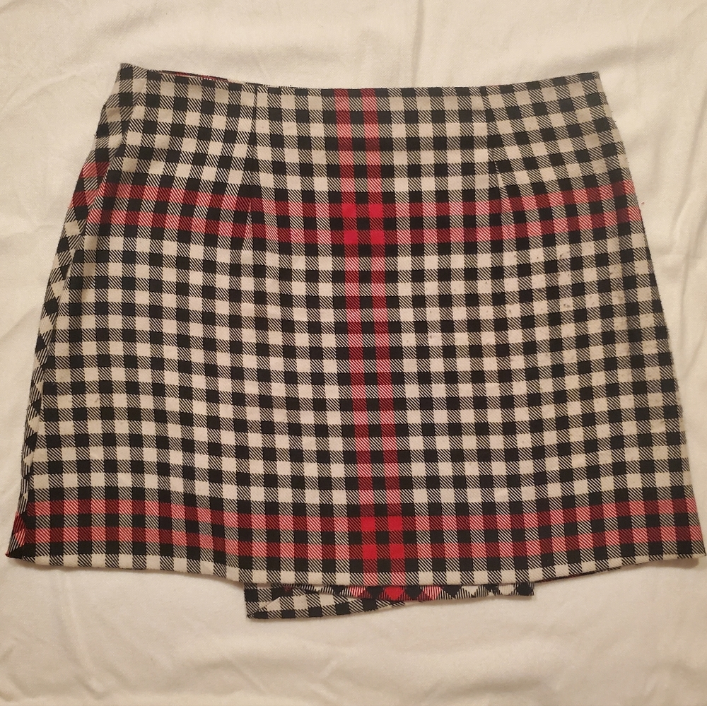 Who What Wear Red Plaid Mini Skirt Size 12 - Picture 2 of 4